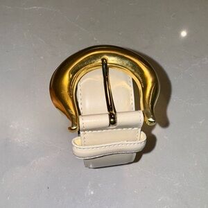 Vintage Ellen Tracy Ivory Leather Belt